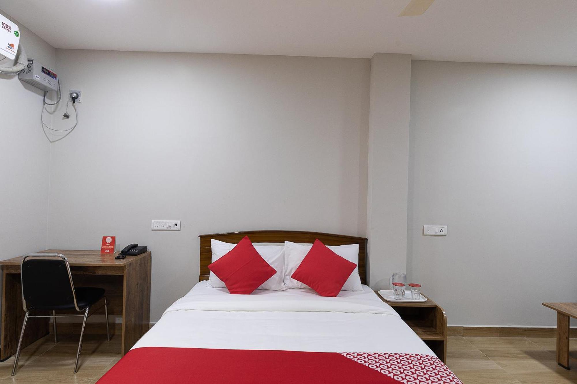 Hotel O Nestle Inn Ченнаи Экстерьер фото